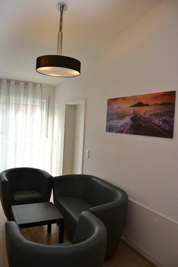 Aparthotel Sebastian Erding Bagian luar foto