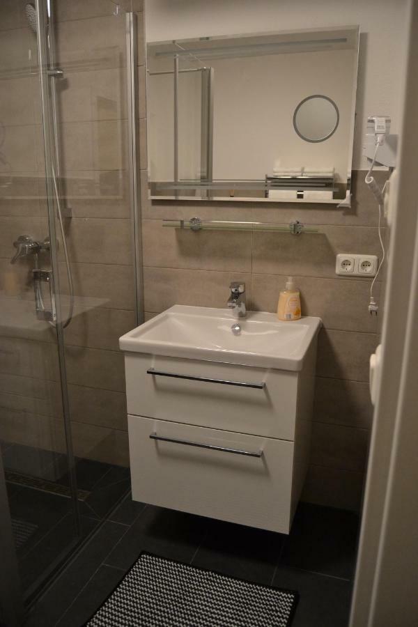 Aparthotel Sebastian Erding Bagian luar foto